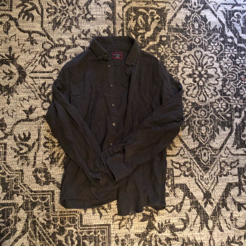 “Untuck-it” Men’s Botton Down
